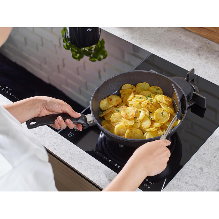 Набір сковорідок Fissler Ceratal Comfort (2 шт.) з керамічним покриттям, алюміній (24+28 см), антипригарне покриття, для індукційних плит