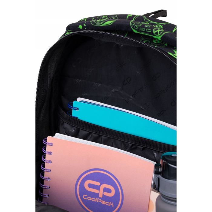 Багатовідсіковий шкільний рюкзак CoolPack, чорний з зеленим, 21 л
