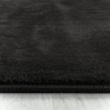 Килим для вітальні HomebyHome 140x200 см, чорний, з коротким ворсом, миючий, сучасний дизайн. Килим з коротким ворсом для кухні, спальні, 140 x 200 см (прямокутний), чорний