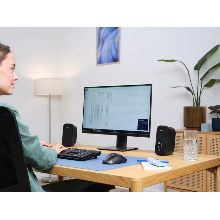 Комп'ютерні колонки Trust Orada USB 2.0, 12W, Чорні. Комплект з навушниками та AUX 3.5mm