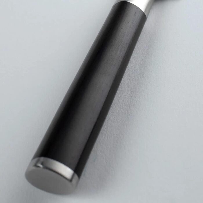 Японський кухонний ніж KAI Shun Classic Santoku 14 см, дамаск, 32 шари, VG-MAX, 61 HRC, пакка, Японія