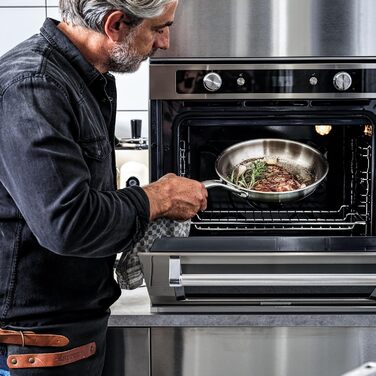 Набір сковорідок KitchenAid MultiPly з нержавіючої сталі з керованою антипригарним покриттям, 2 шт (20 см та 28 см), тришарова, для індукційних плит, термостійкі до 220°C, придатні для миття в посудомийній машині, срібного кольору