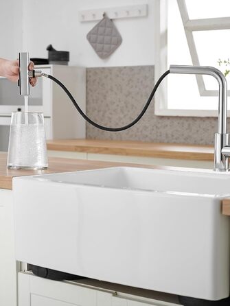 Кухонний змішувач Schwarz Waterfall з висувною лійкою та 3 режимами струменя, поворотний на 360°, з гальванічним покриттям сріблястого кольору