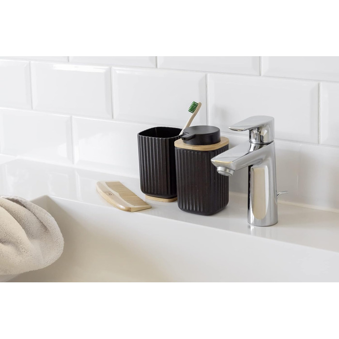 Дозатор для мила WENKO Rotello, 250 мл, з бамбуковими деталями, для мила та засобів для миття посуду, чорний/натуральний