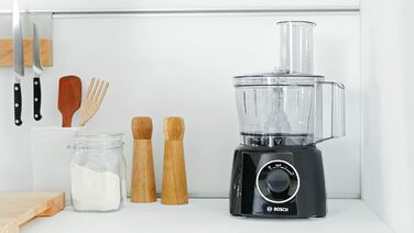 Кухонний комбайн Bosch MultiTalent 3 MCM3201B, 800 Вт, 30 функцій, 2.3 л, міксер 1 л, універсальний ніж, насадки для нарізки і натирання, збивальна насадка, чорний