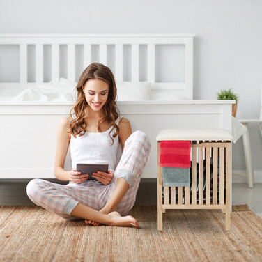 Relaxdays laundry basket made of walnut wood with seating