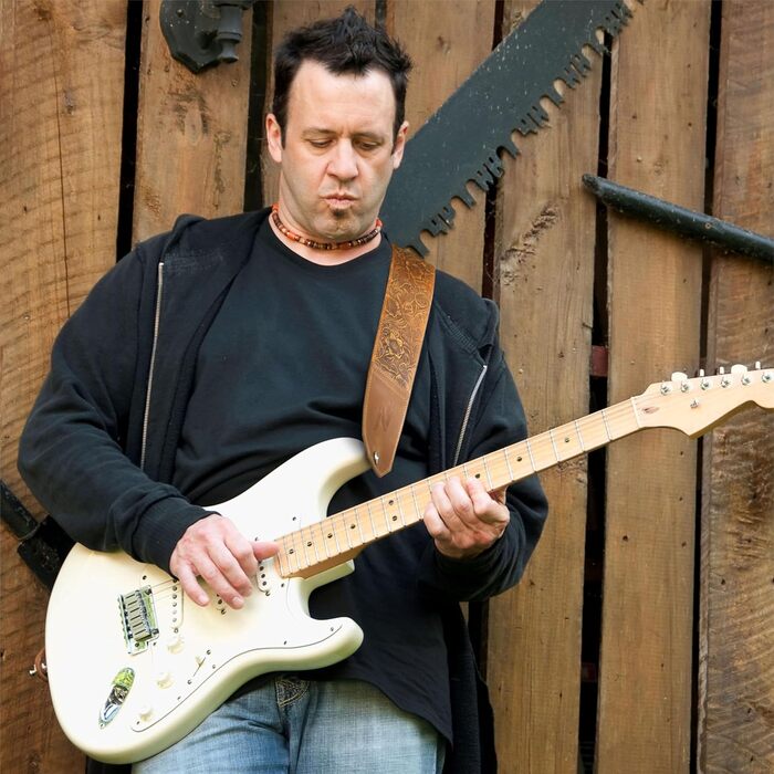 Шкіряний гітарний ремінь Nefelibata 2.3' з повним покриттям з тисненням Сахари (жовтий) для бас, електро та акустичної гітари