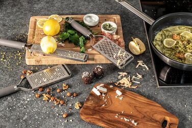 Терка ZWILLING Pro Fein: нержавіюча сталь, 34 см, ергономічна ручка, сірий колір