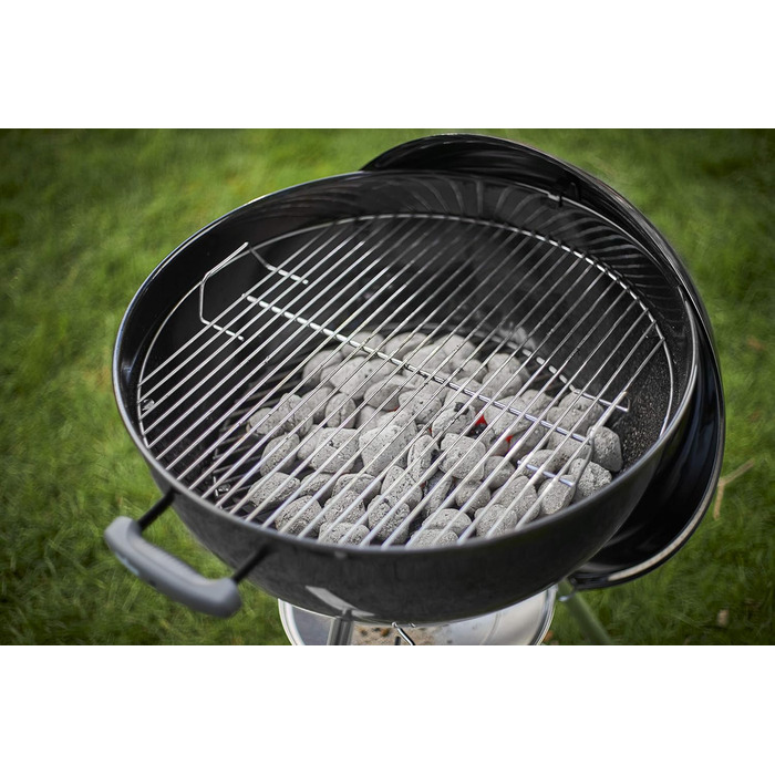 Вугільний гриль Weber Classic Kettle 47 см, порцелянове емалювання, з термометром і колесами, чорний