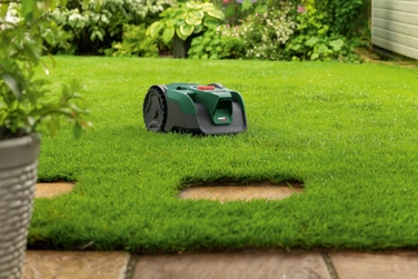 Робот-газонокосарка Bosch Visimow 18V-100 з акумулятором 1x4,0Ah