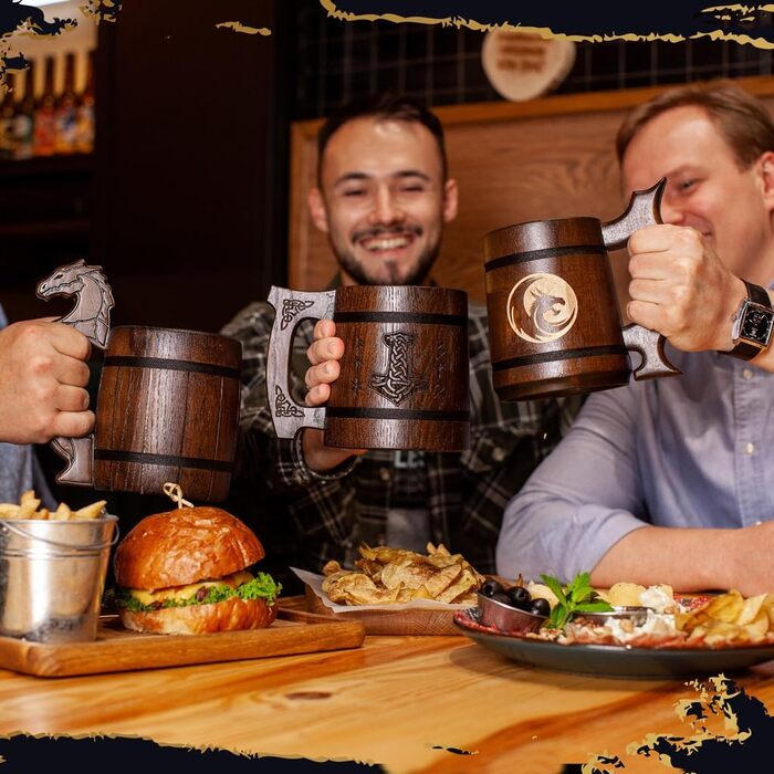 Дерев'яний кубок Wikinger 0.6 л з дуба, коричневий - середньовічний кубок для пива, кружка, глечик з гравіюванням молота Тора, рунами. Ідеальний подарунок для любителів пива, дерев'яний кубок, Валентин, подарунок для чоловіків, ретро, коричневий