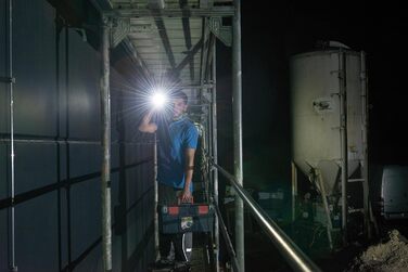 Акумуляторний LED ліхтар Brennenstuhl LuxPremium TL 210 AF з яскравим світлодіодом Osram, 200 лм, до 13 годин роботи, дальність 55 м, захист IP44 від пилу та бризок, ручний ліхтар