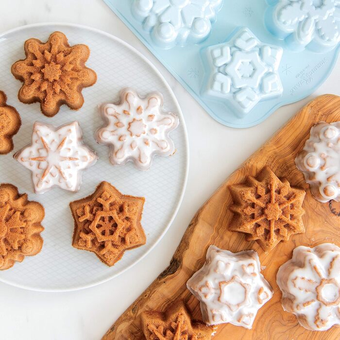 Nordic Ware Baking Pan, Cake Pan, Snowflake, 6 Different Muffin Pans, Winter Blue, Aluminum, Non-Stick, NW 89642