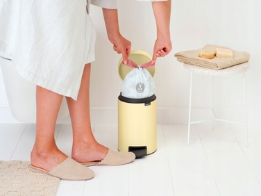 Сміттєвий кошик Brabantia NewIcon 3 л, жовтий