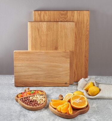 Cutting and Serving Board made of high-quality oak, 40 x 30 cm | Antibacterial kitchen board from Europe | Serving board, breakfast board, solid wood board