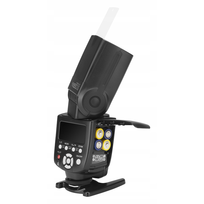 Спалах Yongnuo YN-560 III: дальність 58 м, регульована головка та дифузор