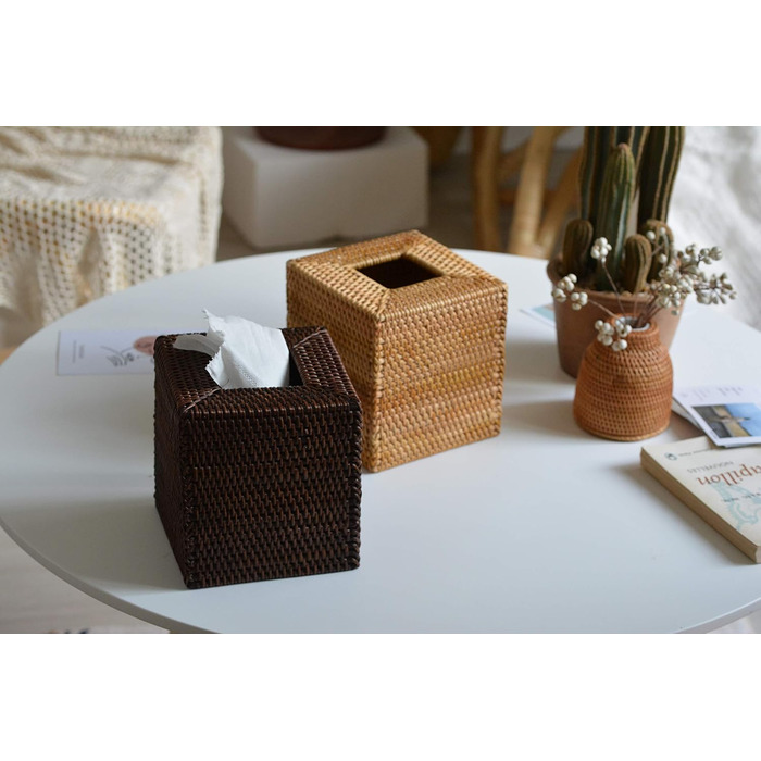 Rattan Cosmetic Tissue Box, Decorative Woven Tissue Holder, Napkin Dispenser for Bathroom/Kitchen/Office, 14.5 x 14.5 x 14.5 cm