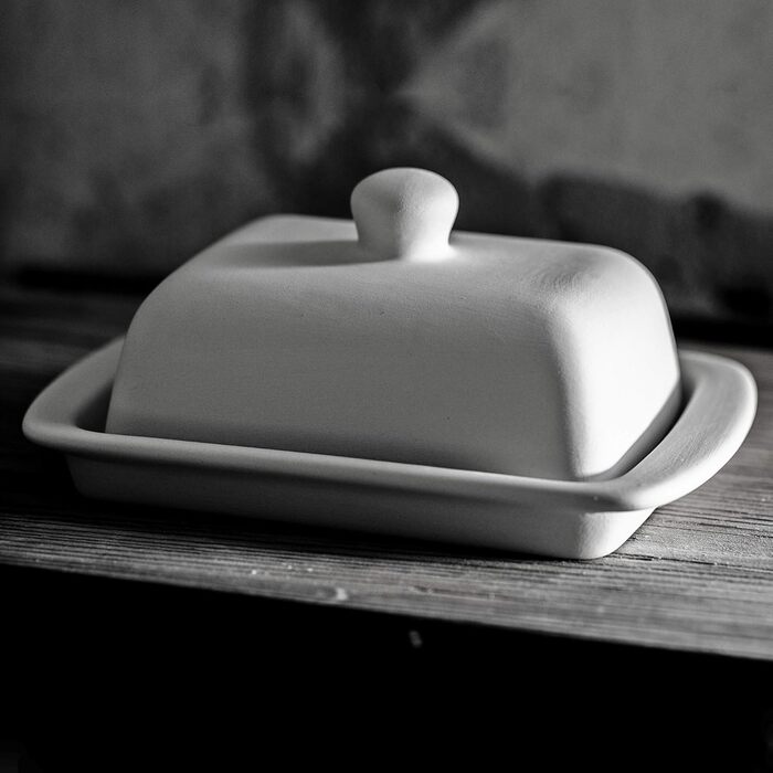 City to Cottage - Butterdose Keramik | Red and White | Polka Dots | Handmade | 250 gram ceramic butter dish with lid