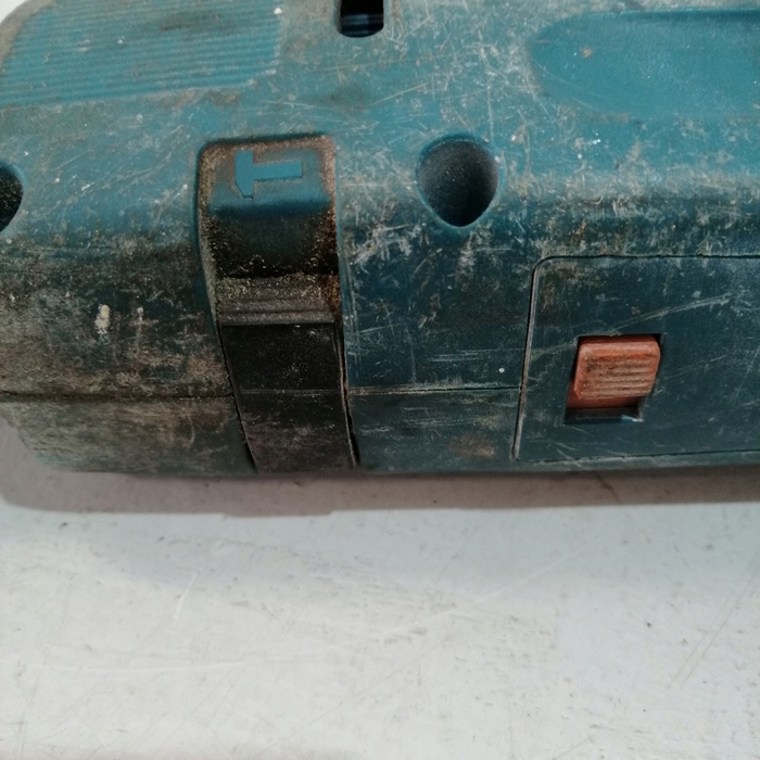 Акумуляторний шурупокрут Black+Decker 18 В BL188KB-QW