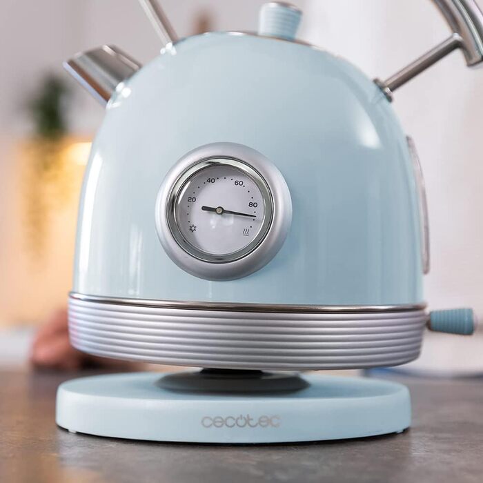 Електричний чайник Cecotec ThermoSense 420 Light Green: 1,8 л, 2200 Вт, регулювання температури, нержавіюча сталь, вінтажний стиль, зелений (блакитний)