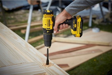 Ударний дриль-шурупокрут Stanley FatMax 18V SFMCD711D2K (2x2,0 Агч) у кейсі