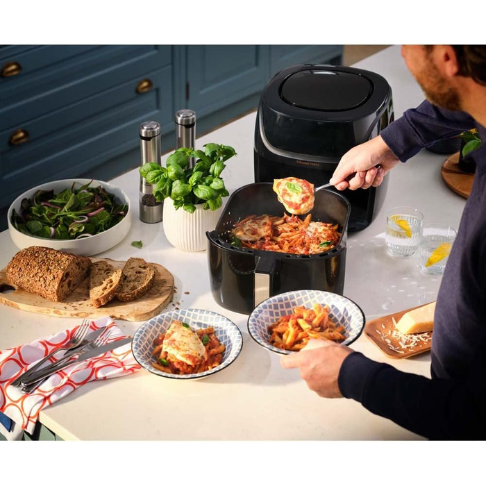 Russell Hobbs SatisFry 4L Rapid Air Fryer - 7 Functions, 10 Programs, Dishwasher Safe