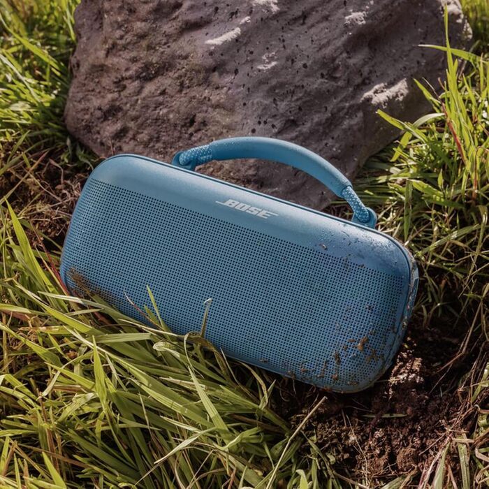Портативна Bluetooth колонка Bose SoundLink Max - водонепроникна, до 20 годин роботи, USB-C, AUX, блакитна