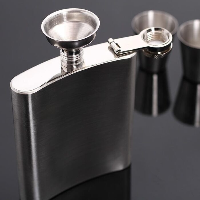 Фляга з воронкою та 4 маленькими чашками Zixrmor 1X304, 8oz (227 мл), з нержавіючої сталі, срібна