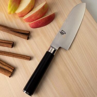 Японський кухонний ніж KAI Shun Classic Santoku 14 см, дамаск, 32 шари, VG-MAX, 61 HRC, пакка, Японія