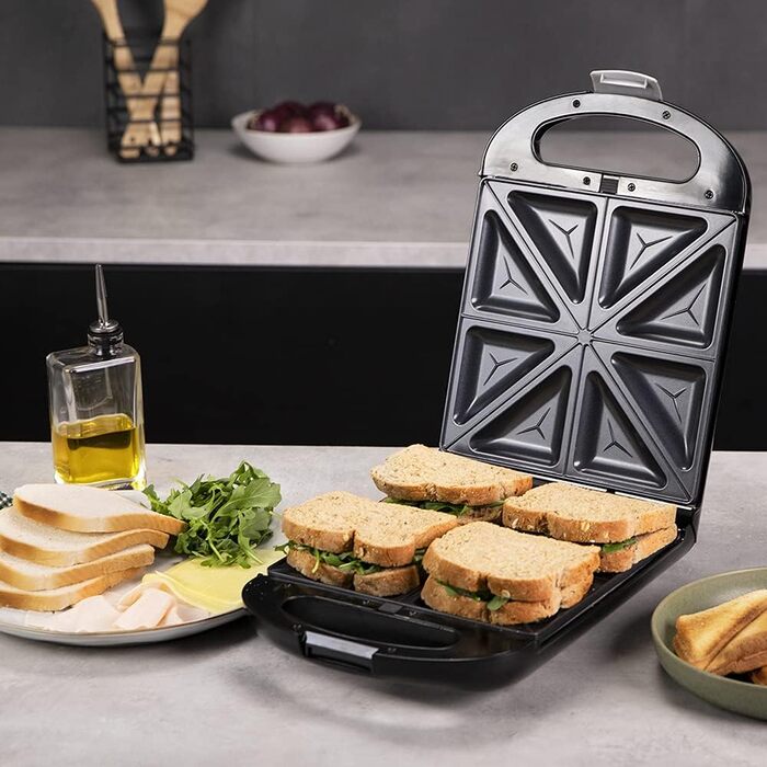 Сендвічниця Cecotec Rock'nToast Family Waffle: 1500W, 4 вафлі, антипригарне покриття, 180° поворот, швидкий нагрів, нержавіюча сталь, індикатор температури, рівномірне підсмажування, 3 змінні пластини
