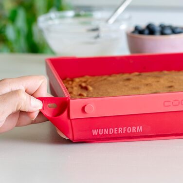 coox WUNDERFORM Frame MQ in Blue: The first foldable silicone cake pan for limitless baking creations - perfect for cakes, bread, and casseroles