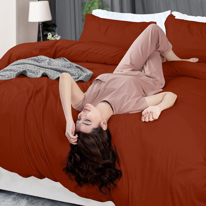 Комплект постільної білизни Utopia Bedding: простирадло на ліжко + 2 наволочки, 3 шт., розмір Queen, оранжевий/червоний, з візерунком 'Сонячний зигзаг'