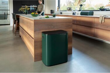 Сміттєвий бак Brabantia білий 60 літрів з внутрішнім відром (Pine Green)