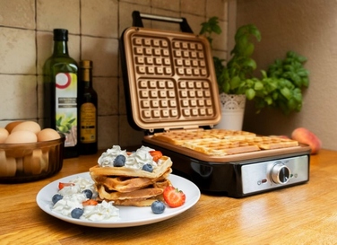 Вафельниця IDEAL IK1602, 1200 Вт, чорна