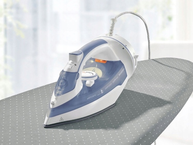 Бездротова праска з парою SilverCrest 2000–2400 Вт