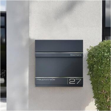 Поштова скринька Metzler Hermann Anthrazit RAL 7016 з газетницею та номерним знаком – персоналізована лазерним гравіюванням. Сучасна водонепроникна та антикорозійна поштова скринька