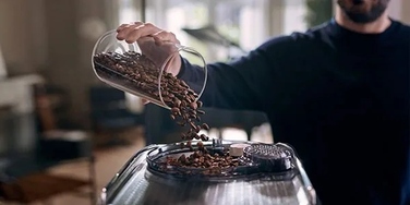 Автоматична кавомашина Saeco Xelsis Deluxe SM8780/00