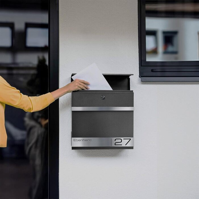 Поштова скринька Metzler Premium з газетницею Anthrazit (Антрацит) та іменним шильдиком - настінна, з нержавіючої сталі V2A з порошковим покриттям RAL 7016, модель Stencil