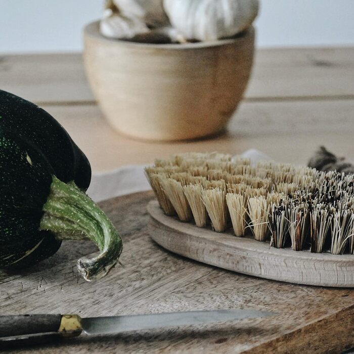 La Marquise - Wooden Dish Brush - includes vegetable brush, pot brush, and replacement brush head - Eco-friendly and durable dishwashing brushes