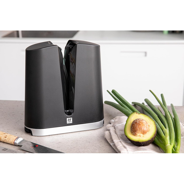ZWILLING V-Edge — V-подібна точилка для ножів з керамічними каменями, для європейських та японських ножів, чорна