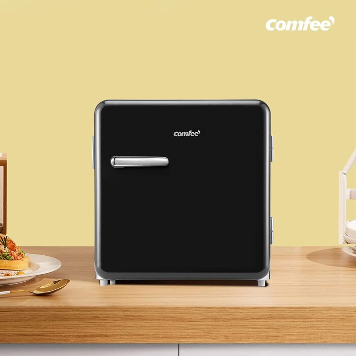Mini-холодильник Comfee RCD50DK1RT(E) / Ретро холодильник 47л / Чорний / Енергоефективний / Регулювання температури