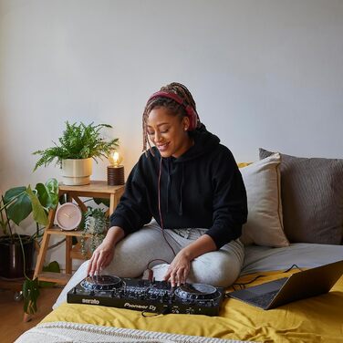 DJ контролер Pioneer DDJ-REV1 для Serato DJ – 2 деки