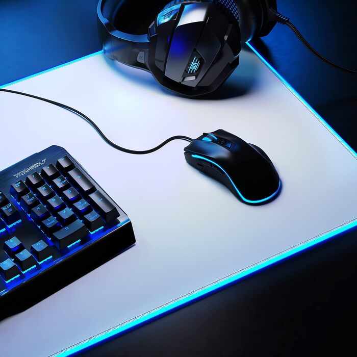 Ігровий килимок для миші TITANWOLF RGB XXL (800x300 мм) з LED-підсвіткою, 11 режимів освітлення, вологостійкий, білий