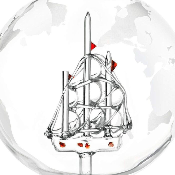 Maverton Whisky Decanter with Engraving - Globe with Ship, 850 ml - 2 Whisky Glasses Set - Whisky Decanter - Christmas Gifts - Personalized Birthday Gift for Men - Engraving