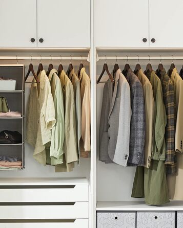 Плечики для одягу SONGMICS, 20 шт., з масиву дерева, з вирізами для плечей, неслизький тримач для штанів, обертовий гачок на 360°, для костюмів, сорочок, натуральний колір + срібловий