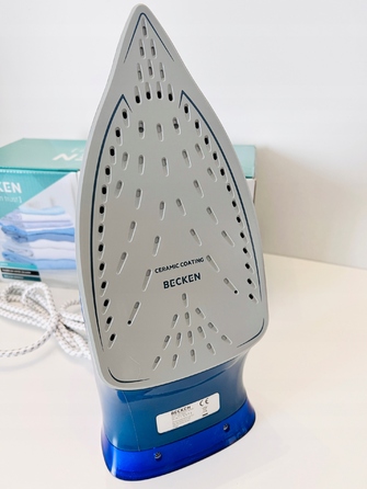 Парова праска STRAŻAK 3000W Anti-Calc Anti-Drip