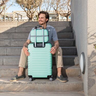 Набір валіз NUMADA 4 шт. (75см, 63см, 53см, культиватор), ABS, міцний, мінтовий