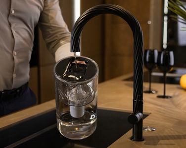 Скляний фільтр-кувшин Wessper D2 BOROSILICATE 3л, чорний + 5 фільтрів