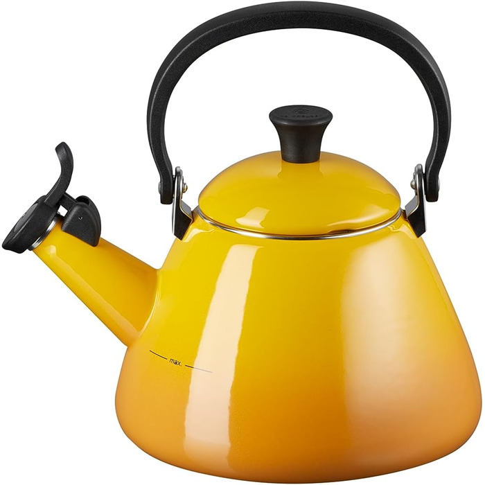 Le Creuset Kone Kettle with Whistle, Enameled Steel, 1.6 L, Nectar, 40101026720000