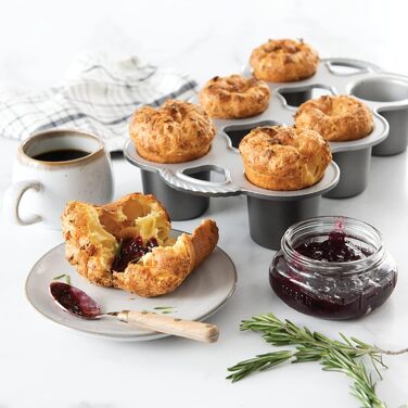 Nordic Ware Muffin Tin